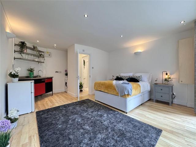 Apartment for rent in Greater London