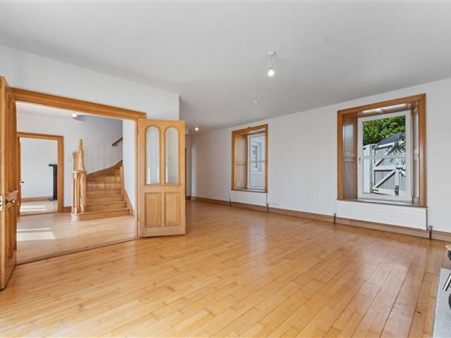 Detached House for sale in An Ros, Connacht