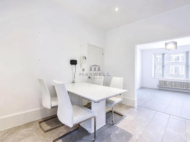 Apartment for rent in Blackheath Cator Estate, Greater London