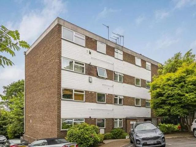 House for sale in Greater London