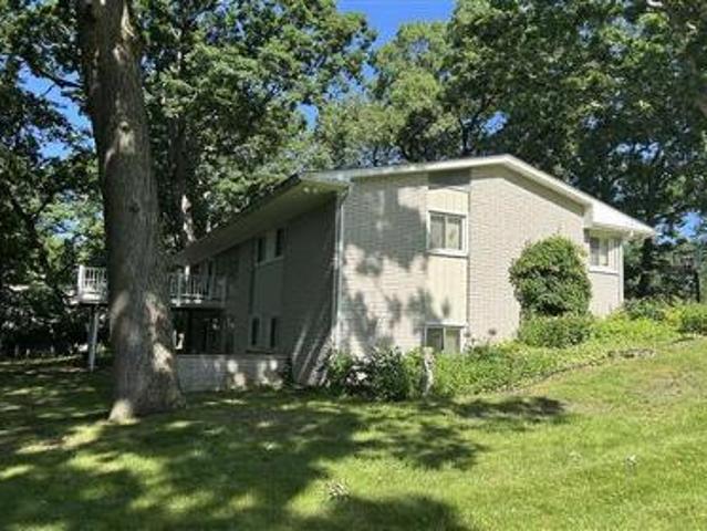 House for sale in West Bloomfield