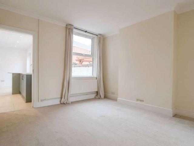 House for rent in Meols Cop, Southport