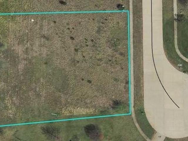 Land for sale in Fruitland, Iowa