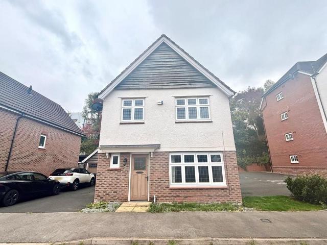 House for rent in Stonydelph, Kettlebrook