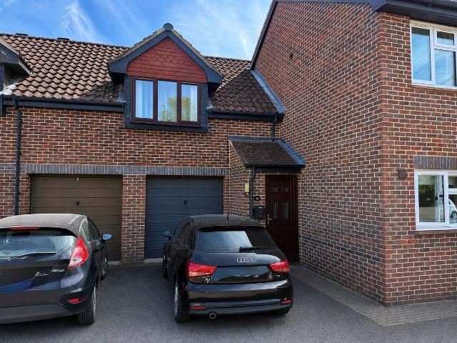 House for rent in Ladygrove, Berrick Salome