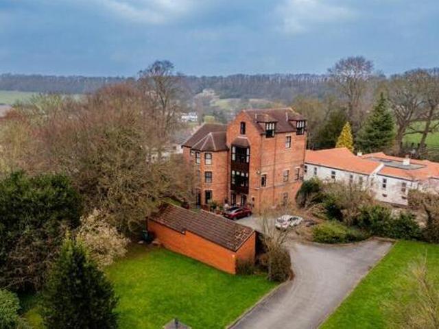 House for sale in Pontefract, West Yorkshire