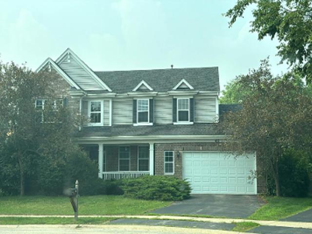 House for sale in Mchenry, Illinois