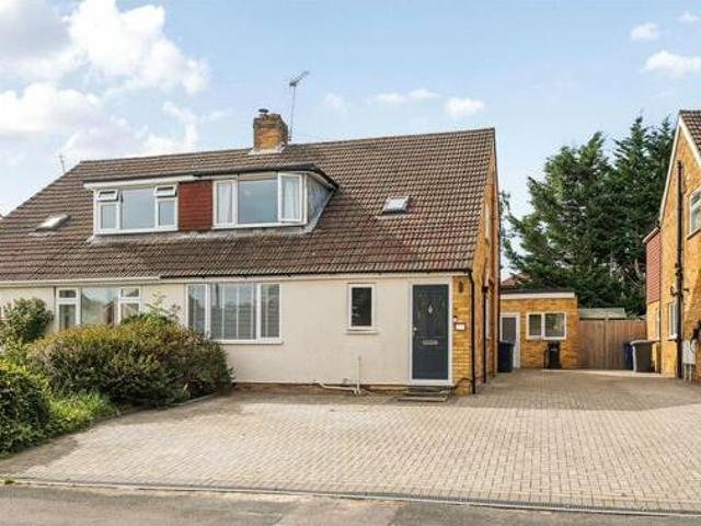 House for sale in Fole, Surrey