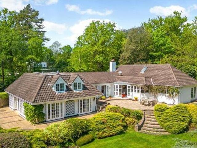 House for sale in Row Town, Surrey
