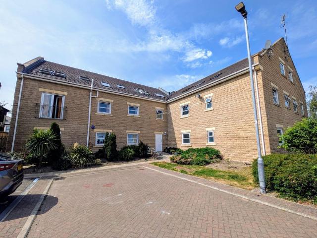 Apartment for rent in Ackworth Moor Top, West Yorkshire