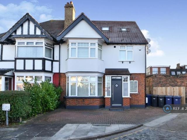 Apartment for rent in Church End, Greater London
