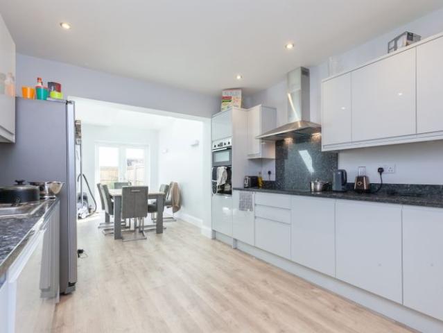 Room for rent in Sunnymead, The Slade
