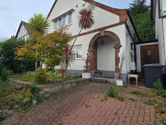 House for rent in Temple Fortune, Greater London