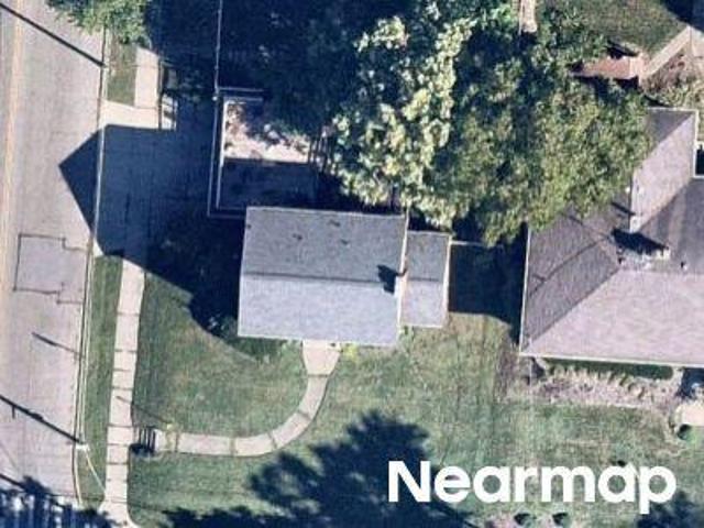 House for sale in Roselawn, Ohio