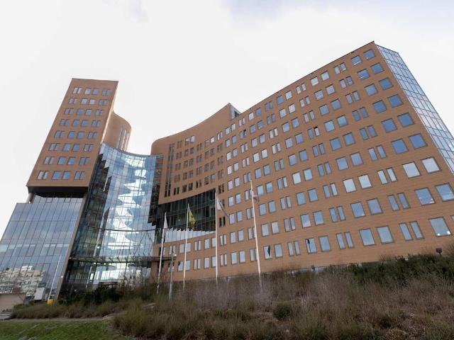 Bedrijfspand te huur in Fascinatio, Rotterdam