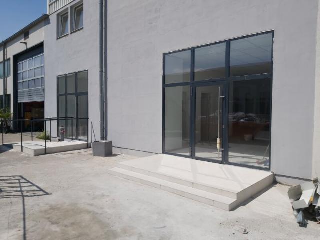 Gewerbe mieten in Weikersdorf am Steinfelde, Niederösterreich