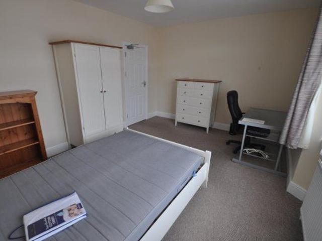 House for rent in Nangreaves, Wales