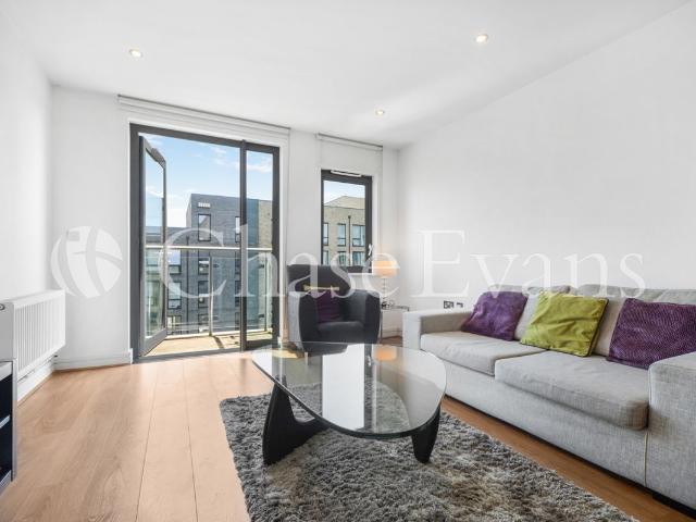 Apartment for rent in Burdett Estate, Limehouse