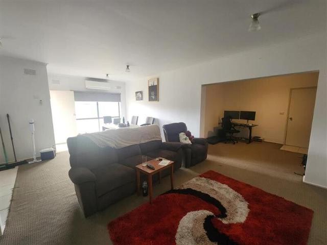 Room for rent in Camerons Creek, Victoria