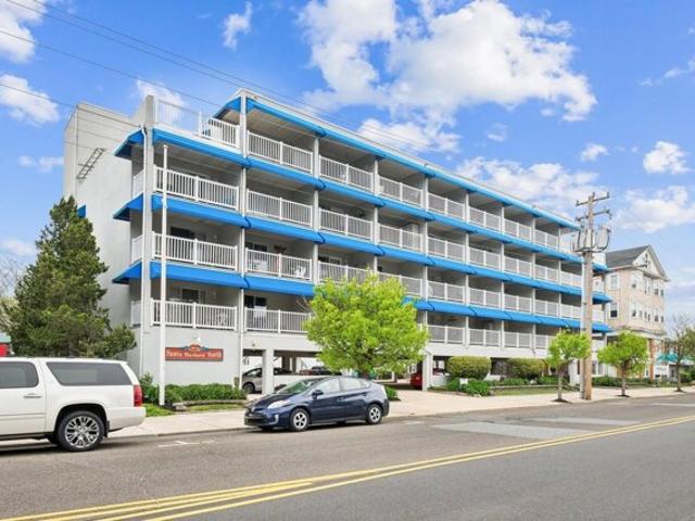 Condo for sale in Ocean City
