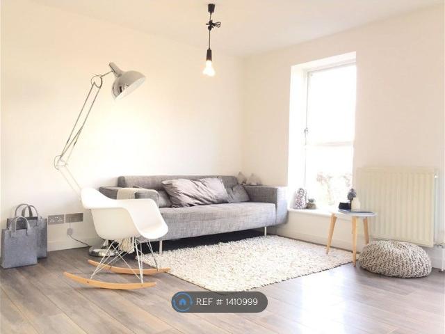 Apartment for rent in Silvertown, Greater London