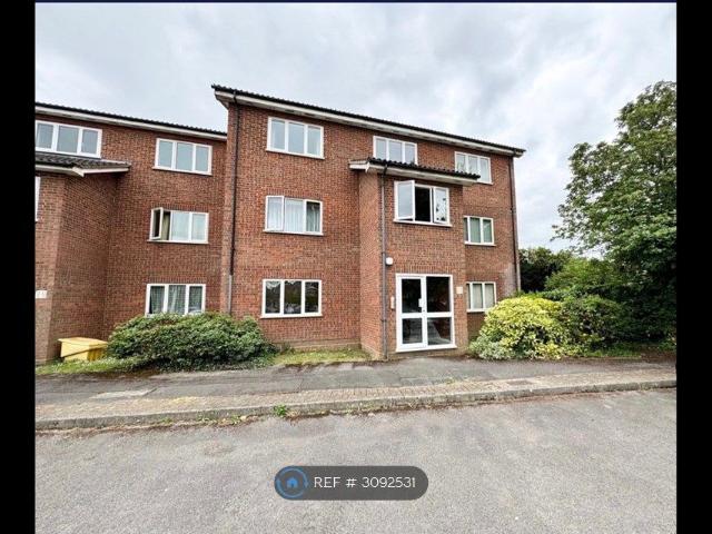 Apartment for rent in Egham, Runnymede
