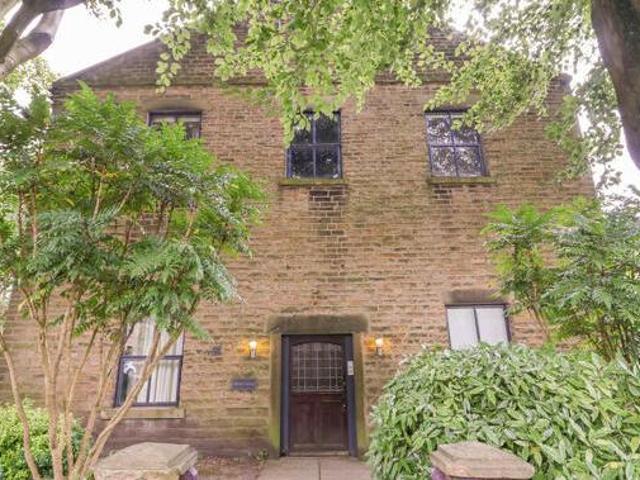 House for sale in Charlesworth, East Midlands
