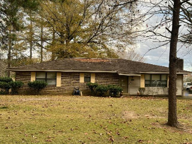 House for sale in Linden, Alabama
