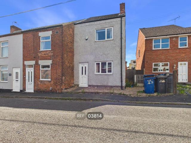 House for rent in Caldermill, East Midlands