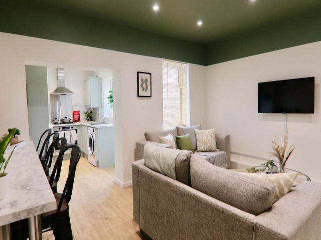 House for rent in Heath, Wakefield