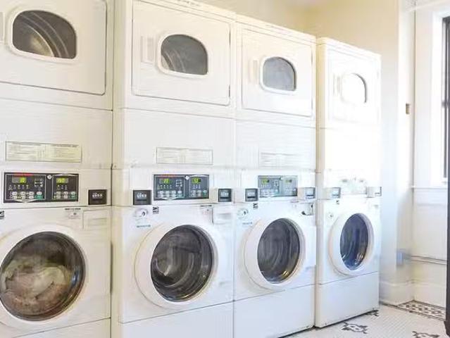 Condo for rent in Detroit