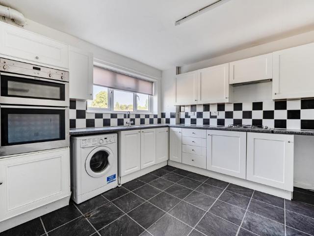 Apartment for rent in Cox Green, Maidenhead