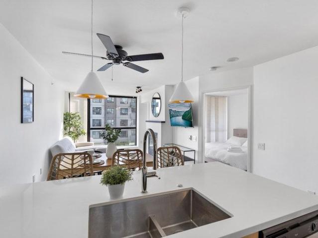 House for rent in Lower Lonsdale, Metro Vancouver Regional District