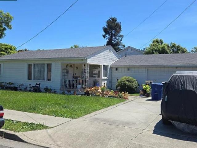 House for sale in San Leandro, California