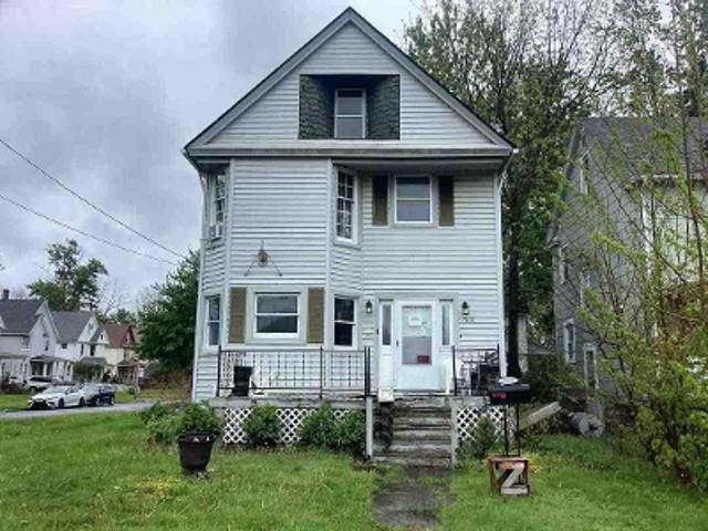 House for sale in Elyria, Ohio