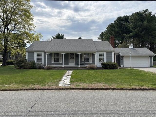 House for sale in Seekonk