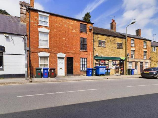 House for sale in Evershot, Oxfordshire