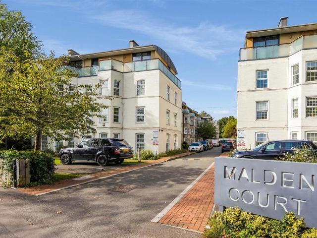 Apartment for rent in London Borough of Merton, Greater London