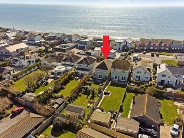 House for sale in Littlecote, West Sussex