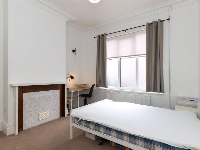 Room for rent in Hempstalls, Butterton
