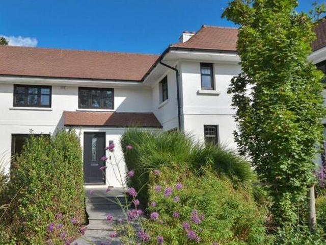 House for sale in Horsham, West Sussex