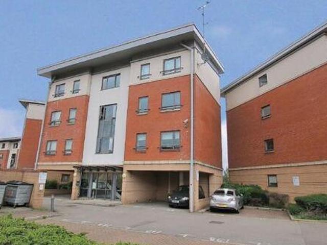 House for sale in Northampton, Northamptonshire
