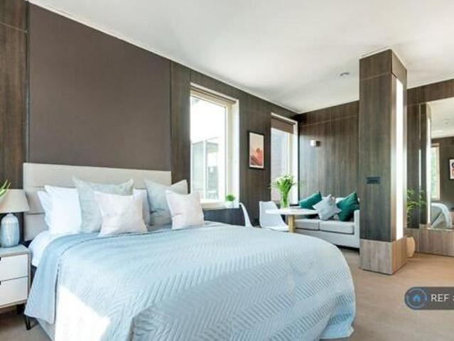 House for rent in Greater London