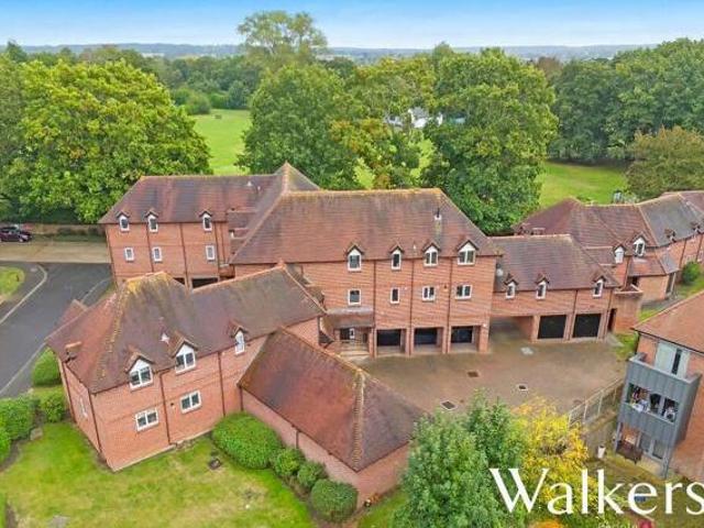 House for sale in Navestock Side, Essex