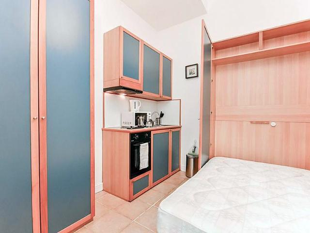Studio for rent in Earl's Court, Greater London