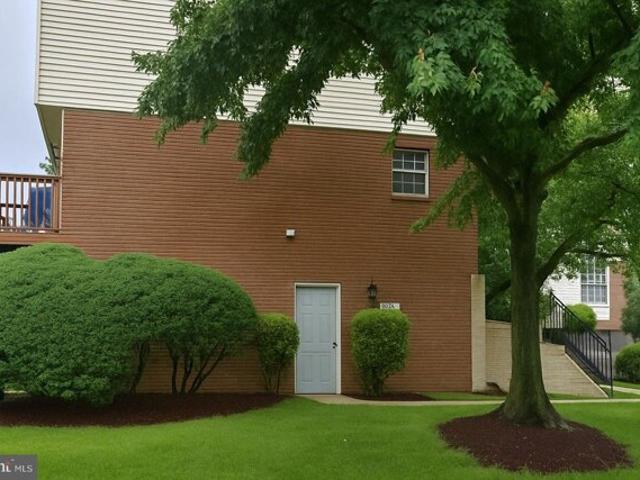Condo for sale in Laurel Condo for sale in Laurel