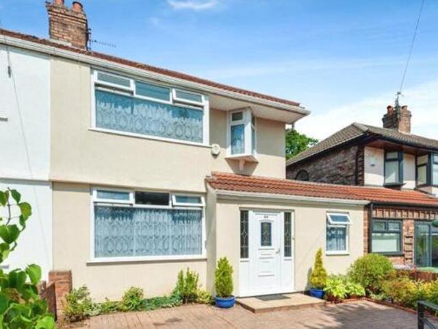 House for sale in Calderstones