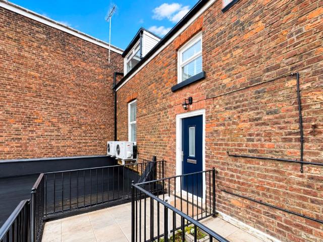 Studio for rent in Tuebrook, Liverpool