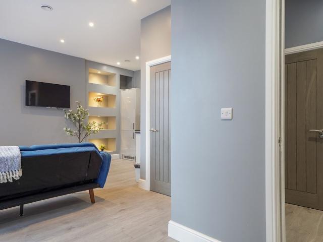 Apartment for rent in London Borough of Ealing, Hanwell