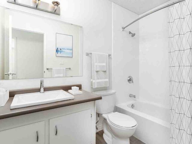 Apartment for rent in Wedgewood, Alberta
